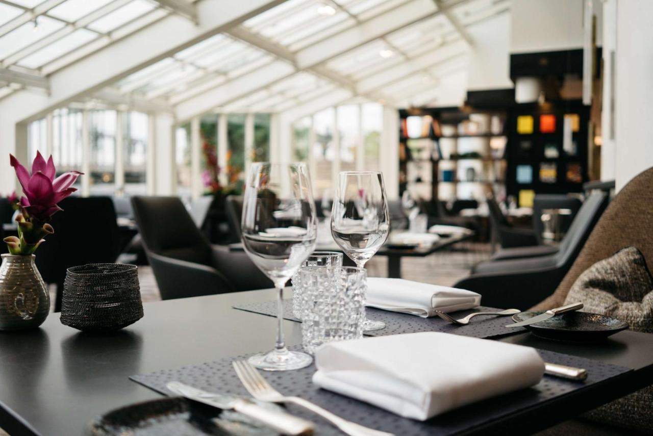 Hyatt Regency 5* Kolonia
